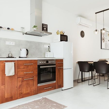Major11 Apartman - Zsolnay Negyed Pécs Eksteriør bilde
