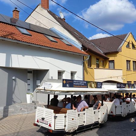 Major11 Apartman - Zsolnay Negyed Pécs Eksteriør bilde