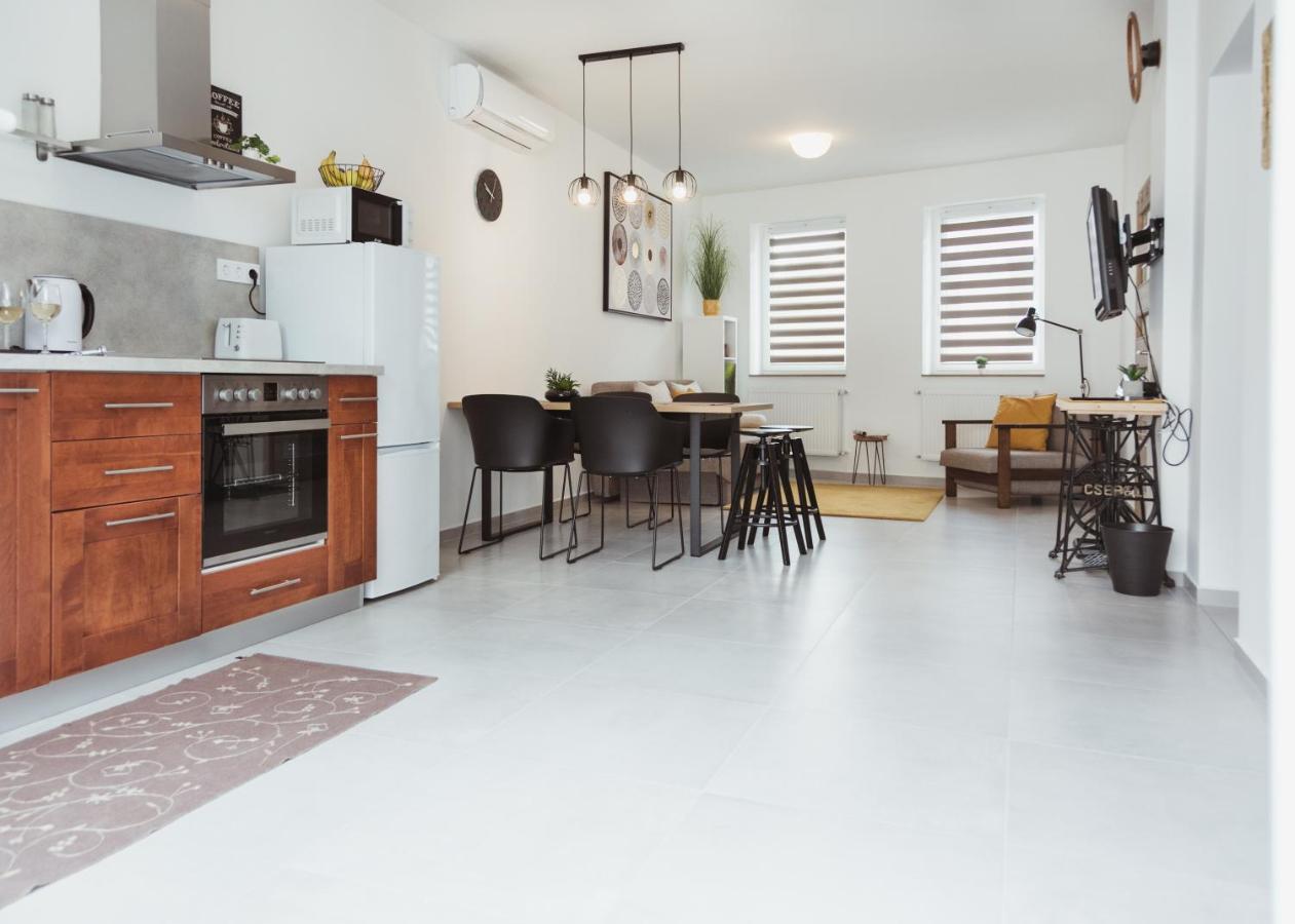 Major11 Apartman - Zsolnay Negyed Pécs Eksteriør bilde